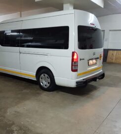 Iconic Shuttles and Tours Cape Town