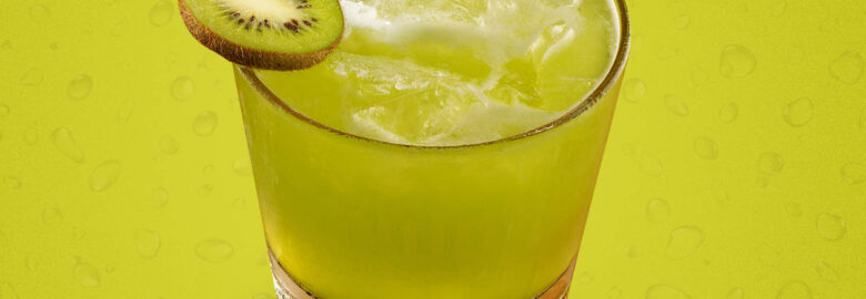 Kiwi Crusta Vodka Cocktail